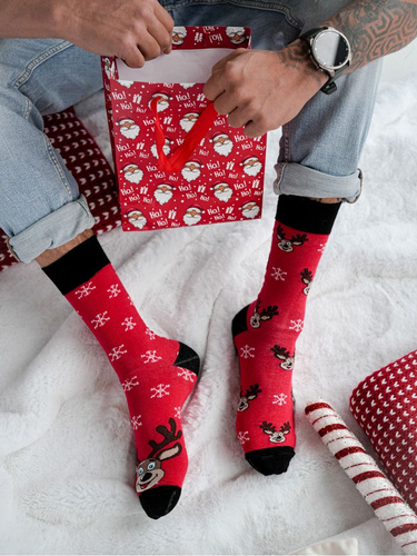 1290.039 Vianočné ponožky so sobmi Milena - nie do páru, červené