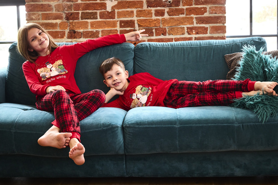 594/185 592/185 Dievčenské pyžamo Winter Cornette - vianočné, červené, bavlna