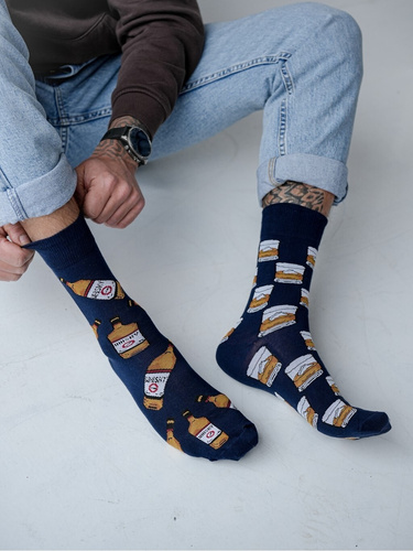 Pánske bavlnené ponožky Whisky Milena 0125-074 navy blue- bezkonkurenčné, dizajnový vzor, perfektný strih, prvotriedny komfort na každodenné nosenie