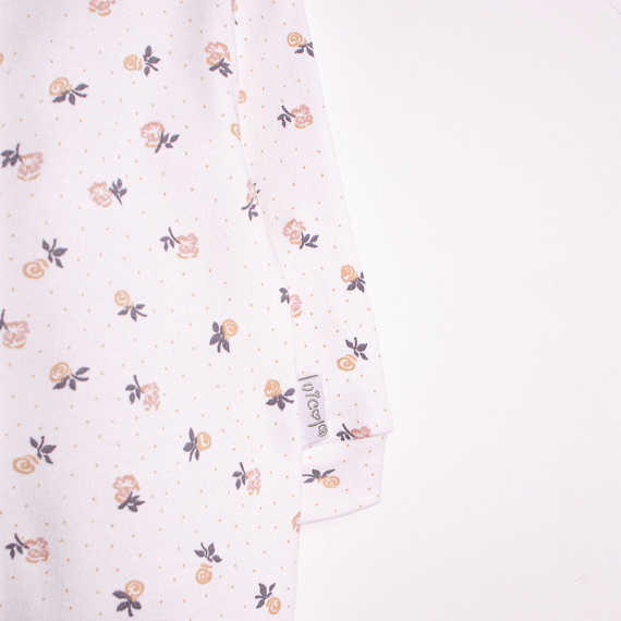 220031 Dojčenský overal Nicol 100% bavlna kvety s nožičkami