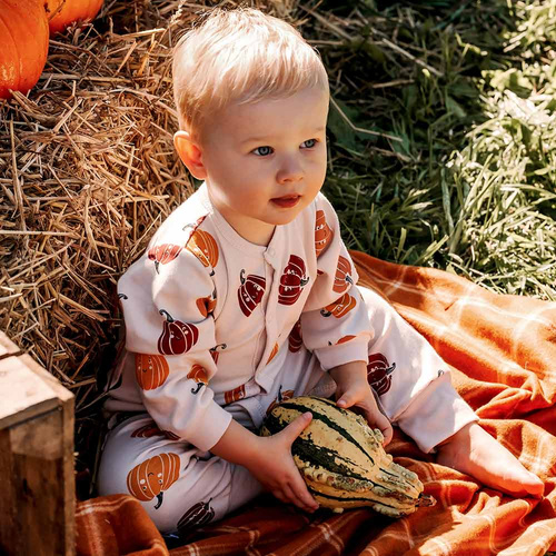 Eevi Halloween detské pyžamo - ecru, tekvice, bez nôh, bavlna