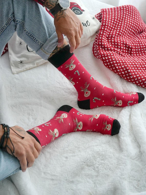 1290-029 Pánske vianočné ponožky Milena red 01 - Sob I Cukrové tyčinky, bavlna