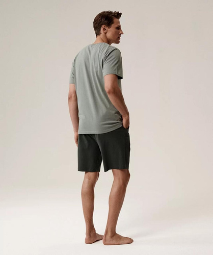 Pánske pyžamo NMP-396 - zelená/khaki bavlna, krátky rukáv, ľahké a pohodlné na leto