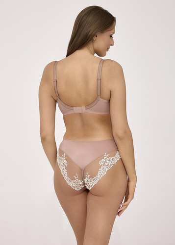 Figs Ava 2256 black - klasický strih, hladké mikrovlákno, pohodlie a jemná čipka