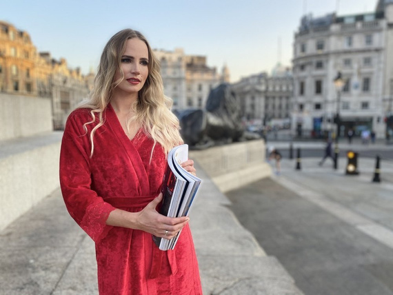 457 Milagros Dámsky krátky župan Forex - červený