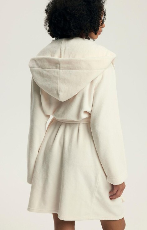 43599 Darlan Dámsky župan s kapucňou Henderson cream - mäkký, ľahký, pred kolená