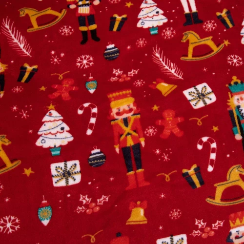 Veselé útulné Vianoce Červený medvedík do postele Spod Igły i Nitki- 210gsm plyšové mikrovlákno