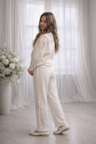 Komplet Eliza Bambarillo krémový s čipkou pre dievčatá