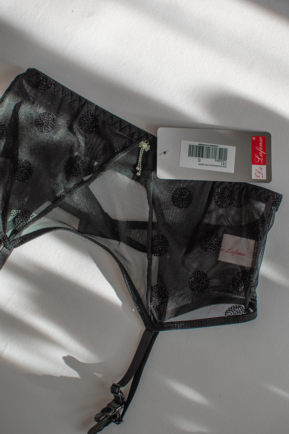 741 Yolanda podväzkový pás De Lafense - čierny