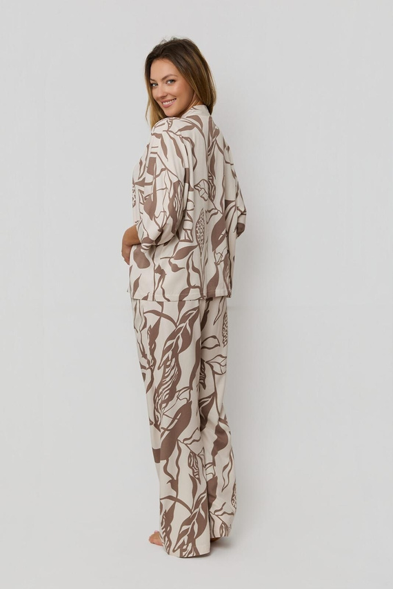 Dámske pyžamo Luna PX63 Mefemi od Nipplex mocha - 100% viskóza, rastlinná potlač, gombíky, dlhé nohavice | Premium Comfort