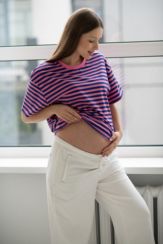 Mamahood Milk&Love ružovo-modré pruhované tričko pre tehotné a dojčiace ženy - pohodlné a štýlové