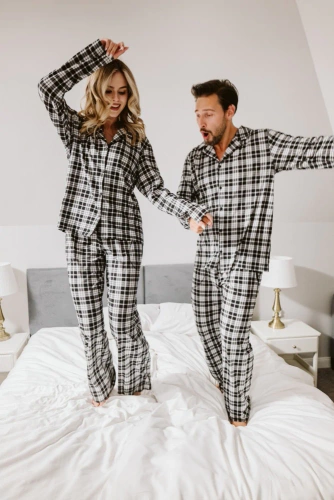 Pánske pyžamo Klark - 100% bavlna, dlhý rukáv a nohavice Talianska móda