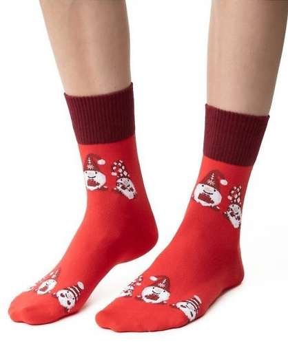 ART.136 Dámske vianočné ponožky Steven červené 148- bavlnené, teplé, zimný vzor
