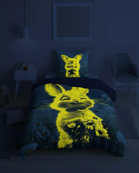 5548 A Fluo 95 Posteľná bielizeň svietiaci zajačik v kvetoch 100% bavlna | Pre deti Detexpol