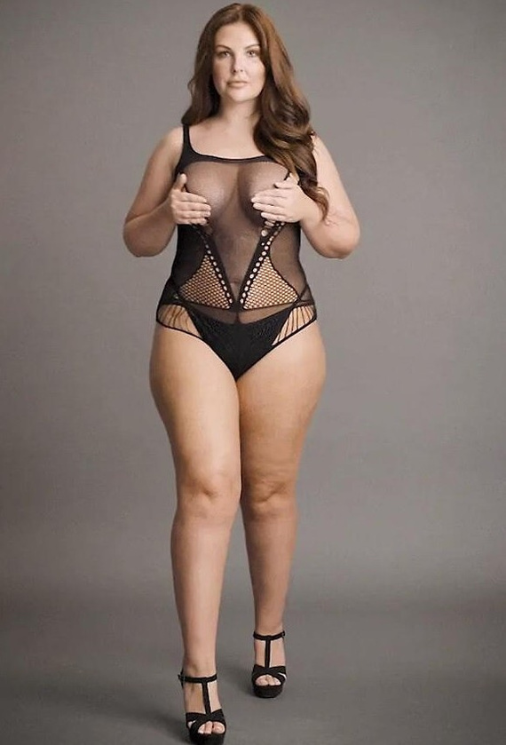 Body DES018 Le Désir zmyselné body s geometrickými výrezmi